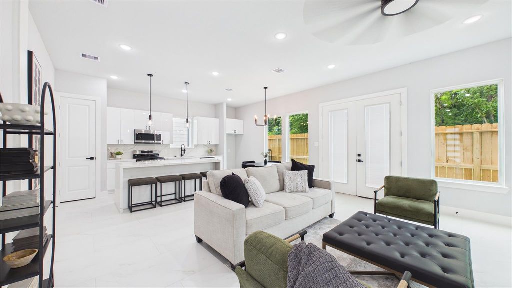3746 Corder Street, Houston, TX 77021