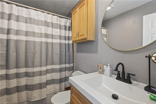 517 King George RD, Virginia Beach, VA 23462