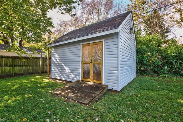 517 King George RD, Virginia Beach, VA 23462