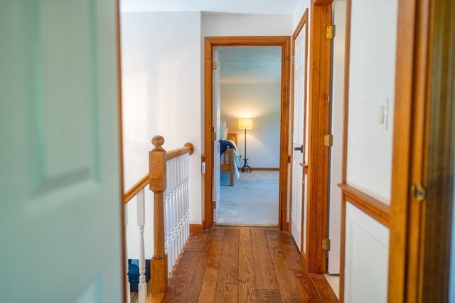 58 Scarsdale Rd, Dennis, MA 02638