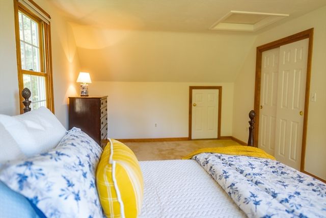 58 Scarsdale Rd, Dennis, MA 02638