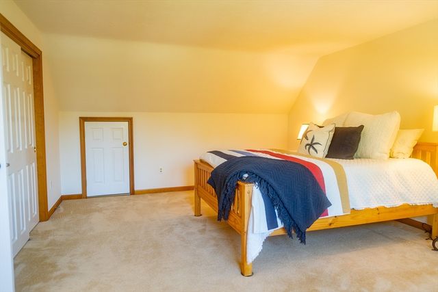 58 Scarsdale Rd, Dennis, MA 02638