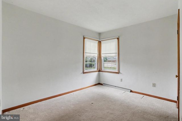 113 GRANT DR, Hanover, PA 17331