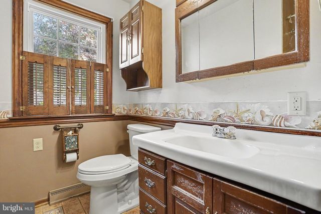 113 GRANT DR, Hanover, PA 17331