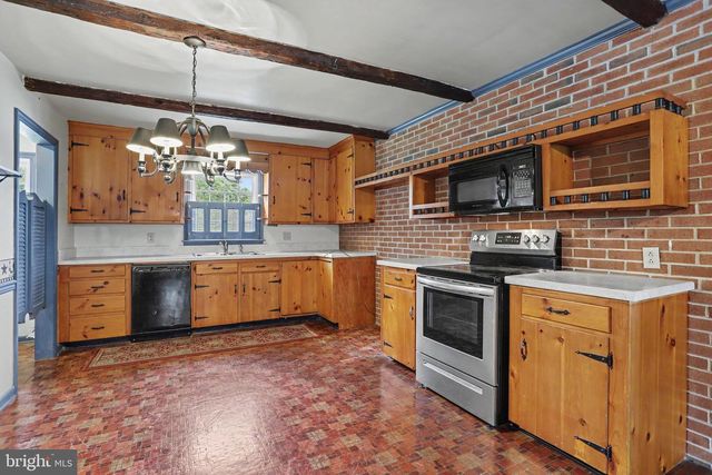 113 GRANT DR, Hanover, PA 17331