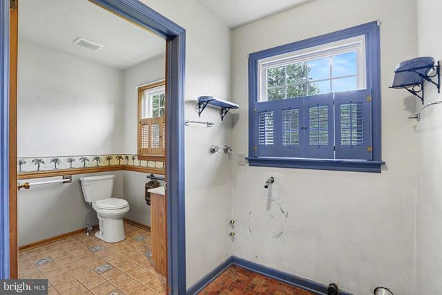 113 GRANT DR, Hanover, PA 17331