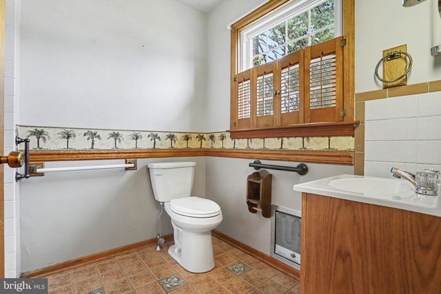 113 GRANT DR, Hanover, PA 17331