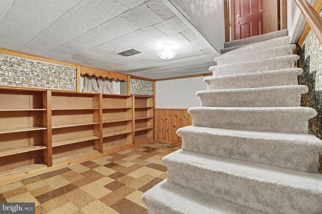 113 GRANT DR, Hanover, PA 17331