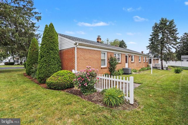 113 GRANT DR, Hanover, PA 17331
