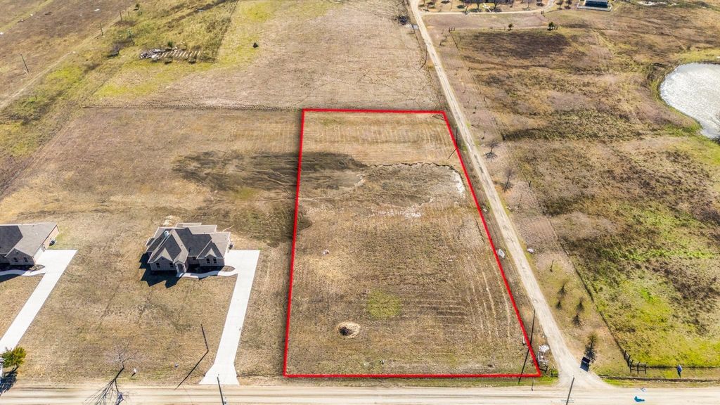 946 County Road 4850, Leonard, TX 75452