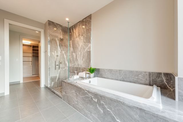 135 Seaport Blvd PH3B, Boston, MA 02210