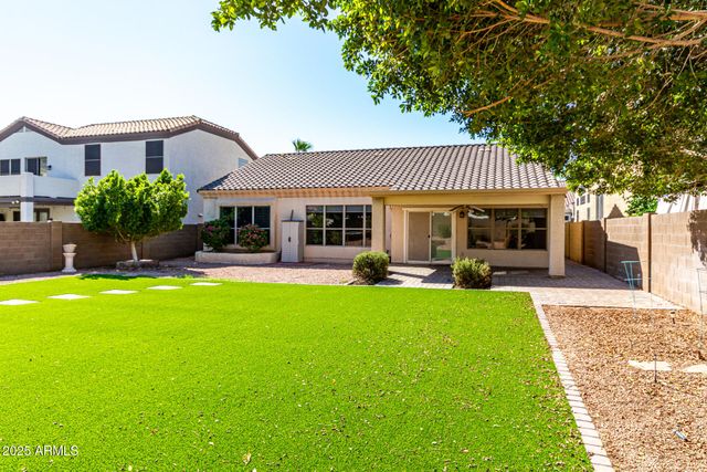 6410 W BUCKSKIN Trail, Phoenix, AZ 85083