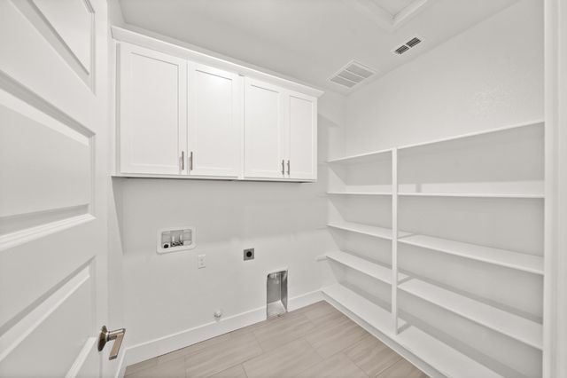 10523 Tenor Way, Elk Grove, CA 95757