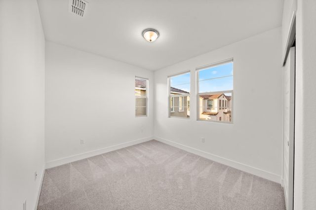 10523 Tenor Way, Elk Grove, CA 95757