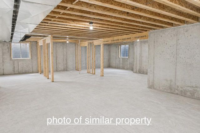 9832 S BERGAMONT DRIVE, Franklin, WI 53132