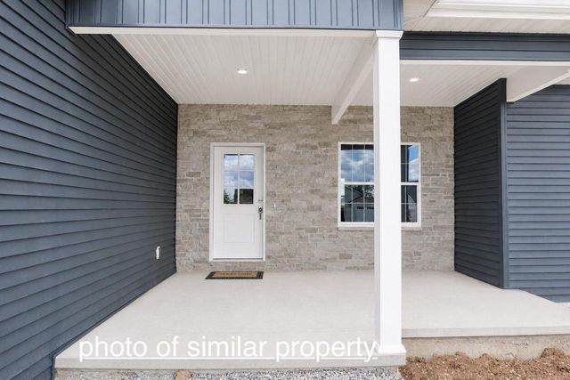 9832 S BERGAMONT DRIVE, Franklin, WI 53132