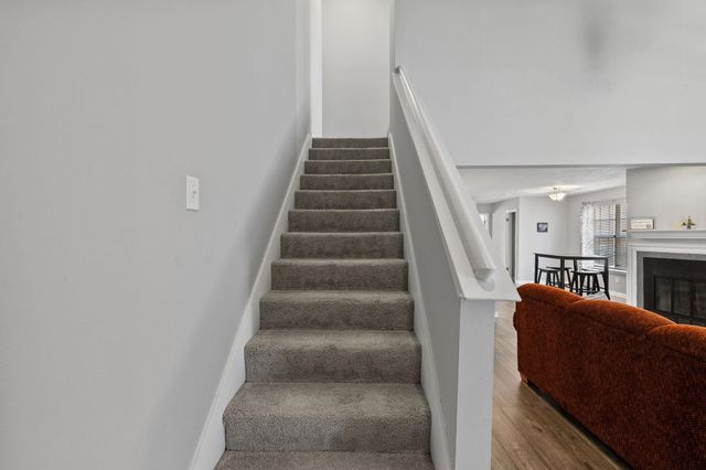 1616 SMOKEHOUSE DR, Cordova, TN 38016