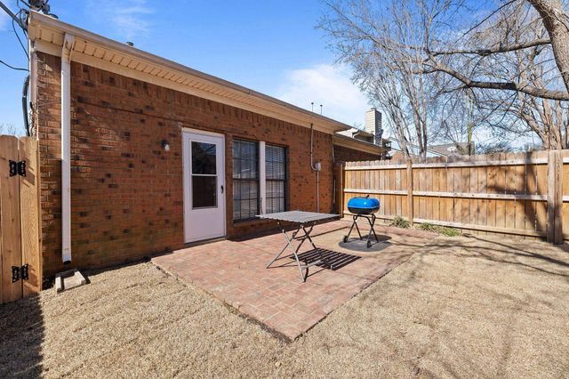 1616 SMOKEHOUSE DR, Cordova, TN 38016