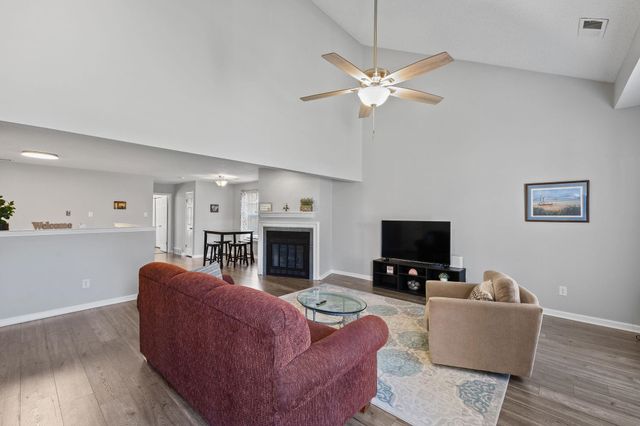 1616 SMOKEHOUSE DR, Cordova, TN 38016