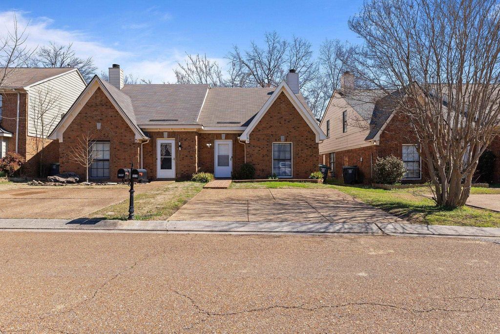 1616 SMOKEHOUSE DR, Cordova, TN 38016