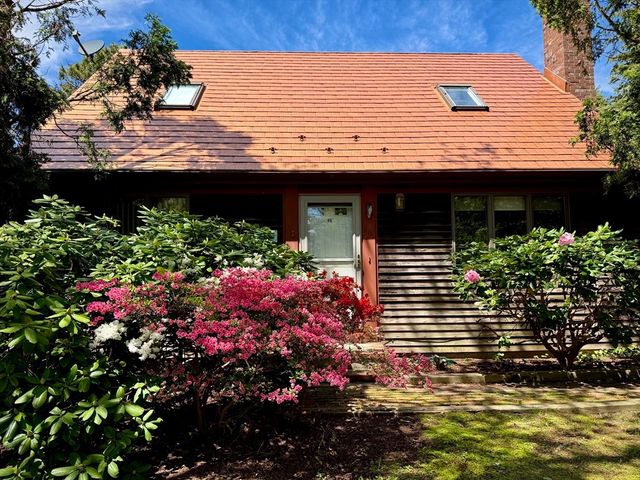 46 Harbor Avenue, Falmouth, MA 02540