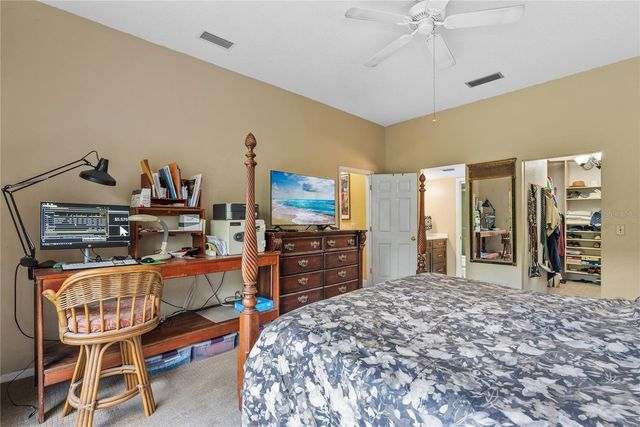 1475 LANDINGS CIRCLE 43, Sarasota, FL 34231
