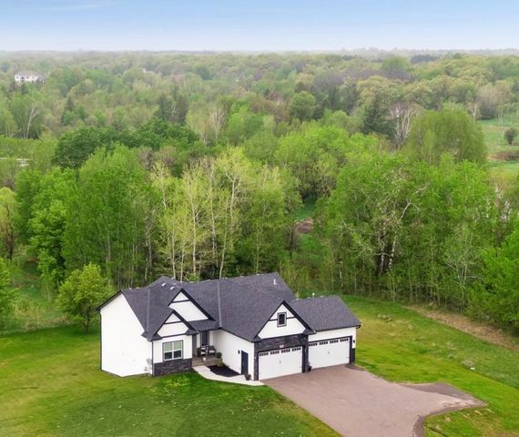 20712 Cedar Drive NW, Oak Grove, MN 55011