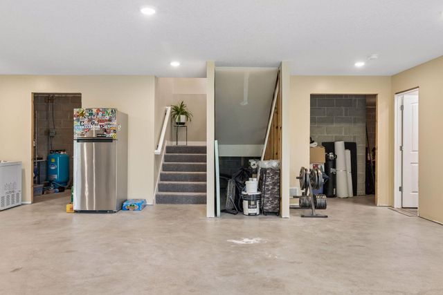 20712 Cedar Drive NW, Oak Grove, MN 55011