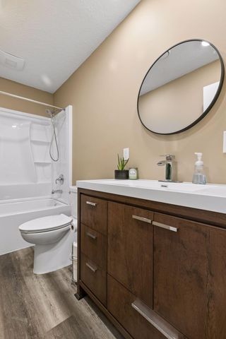 20712 Cedar Drive NW, Oak Grove, MN 55011