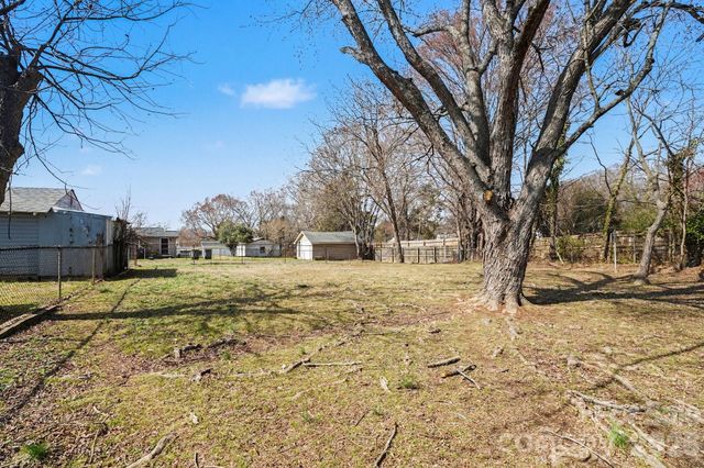 1004 Oakwood Avenue, Kannapolis, NC 28081