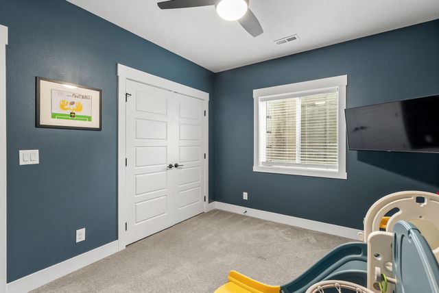 2206 NW 40th Street, Ankeny, IA 50023
