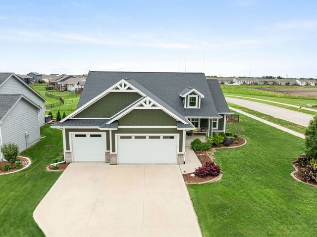 2206 NW 40th Street, Ankeny, IA 50023
