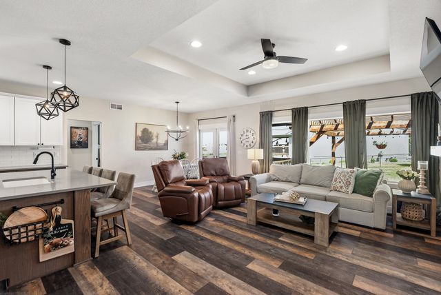 2206 NW 40th Street, Ankeny, IA 50023
