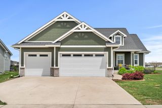 2206 NW 40th Street, Ankeny, IA 50023