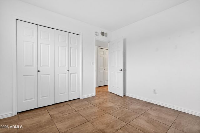 1050 S Stapley -- 30, Mesa, AZ 85204