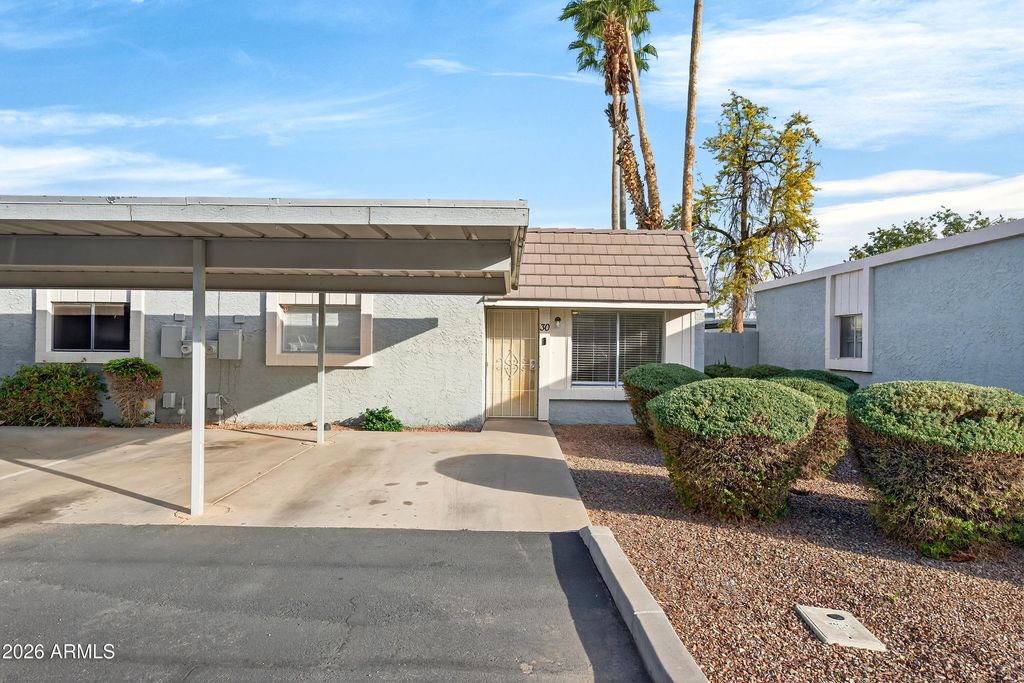 1050 S Stapley -- 30, Mesa, AZ 85204