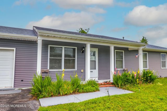 908 Sarasota Drive, Forked River, NJ 08731