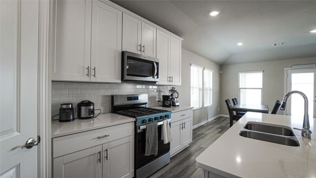 775 Moonlight Place, Lavon, TX 75166