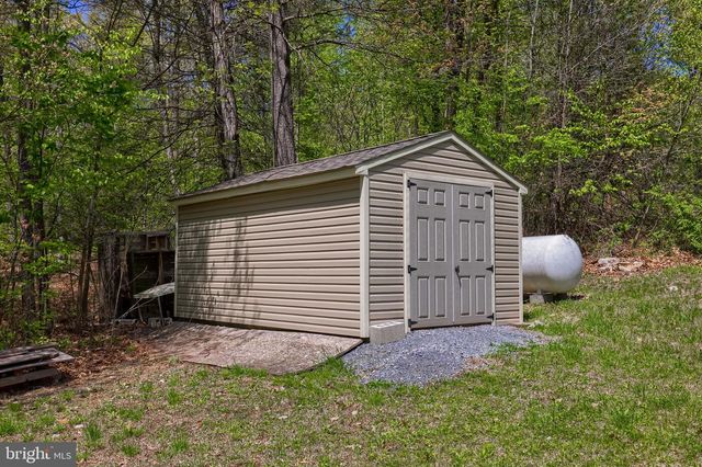3278 CAMP SWATARA RD, Bethel, PA 19507