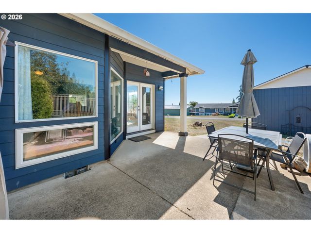 35469 SPENCE St, St Helens, OR 97051