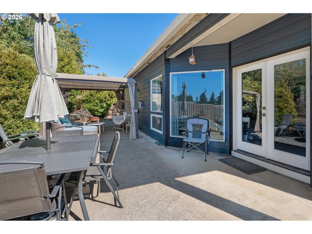35469 SPENCE St, St Helens, OR 97051