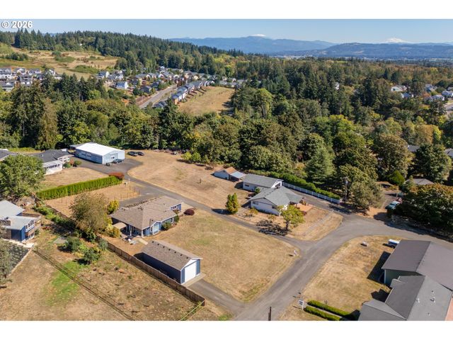 35469 SPENCE St, St Helens, OR 97051