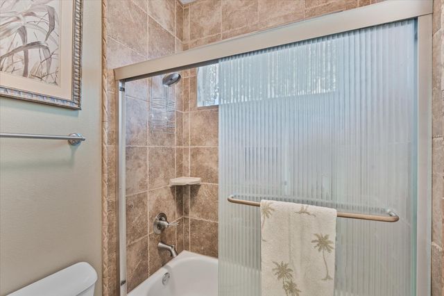 2061 S Shore Boulevard, Montgomery, TX 77356