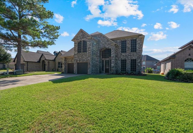 2061 S Shore Boulevard, Montgomery, TX 77356