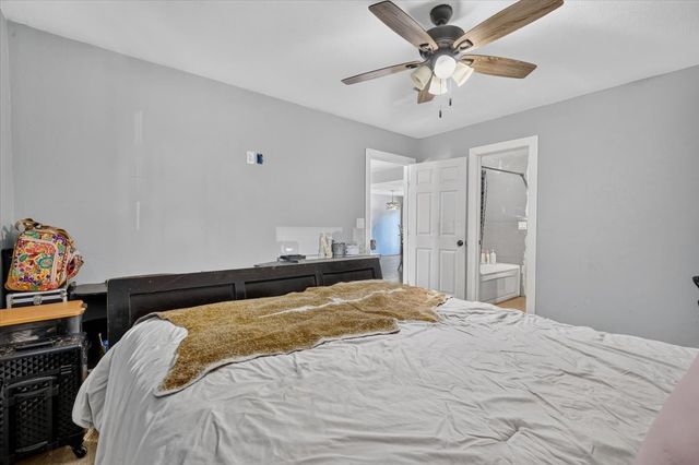 4506 Garden View Drive, Granbury, TX 76049