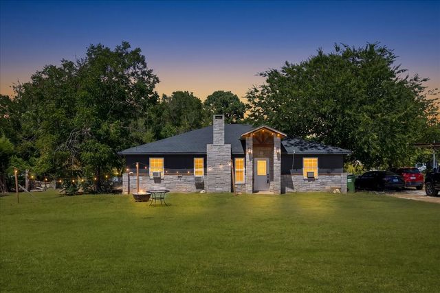 4506 Garden View Drive, Granbury, TX 76049