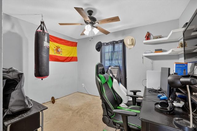 4506 Garden View Drive, Granbury, TX 76049