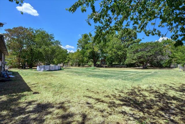 4506 Garden View Drive, Granbury, TX 76049