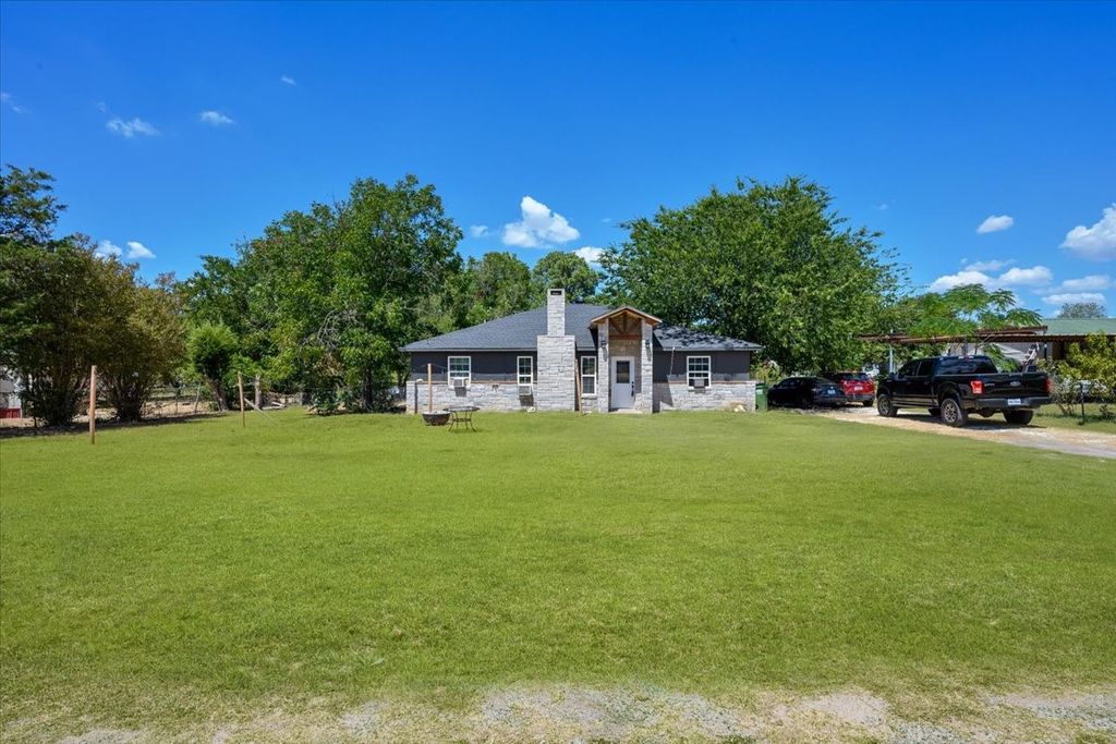 4506 Garden View Drive, Granbury, TX 76049 — photo 4