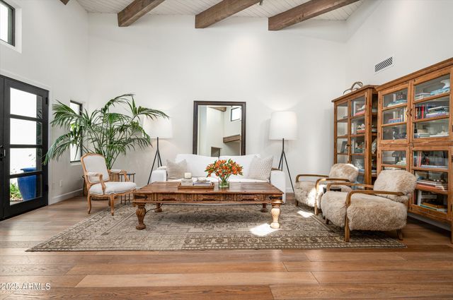 5101 N CASA BLANCA Drive 217, Paradise Valley, AZ 85253